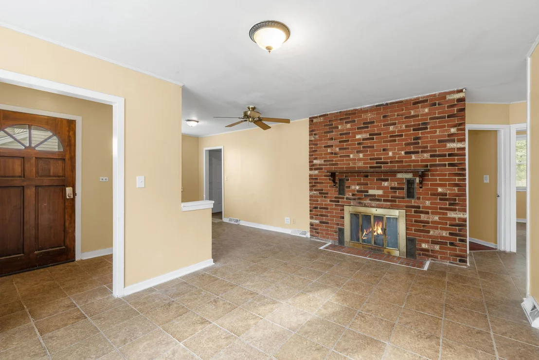 Photo of 939 N Sleight Street