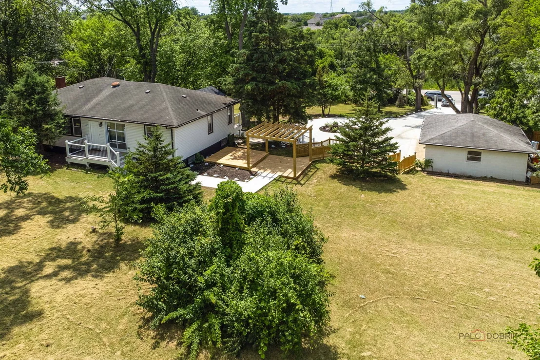 Photo of 16705 Wolf Road