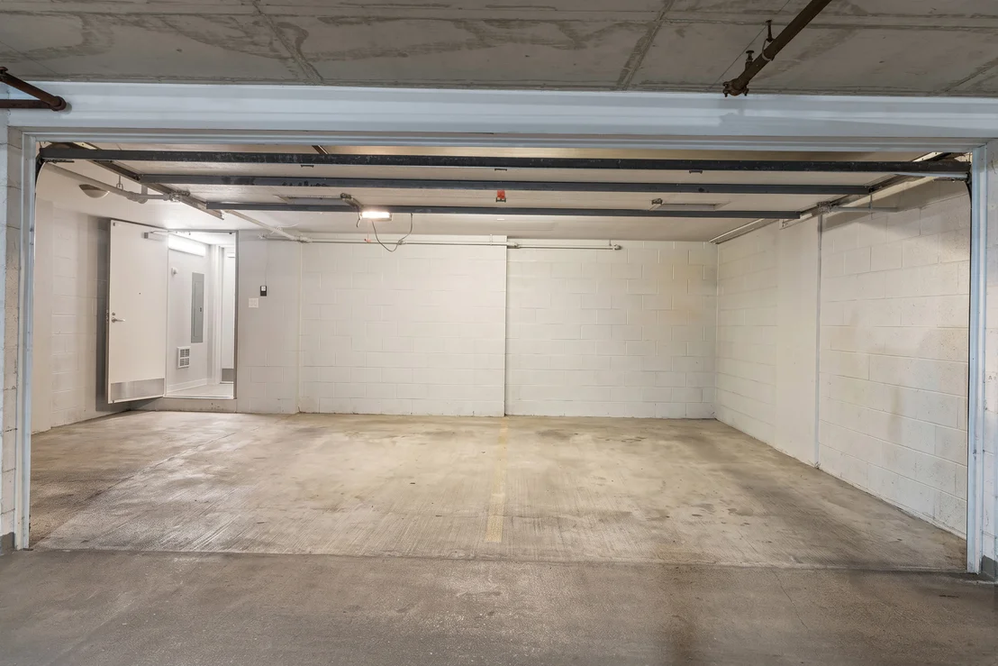 Photo of 194 N Park Drive