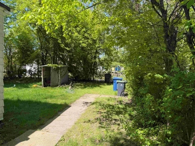 Photo of 1728 Brown Avenue