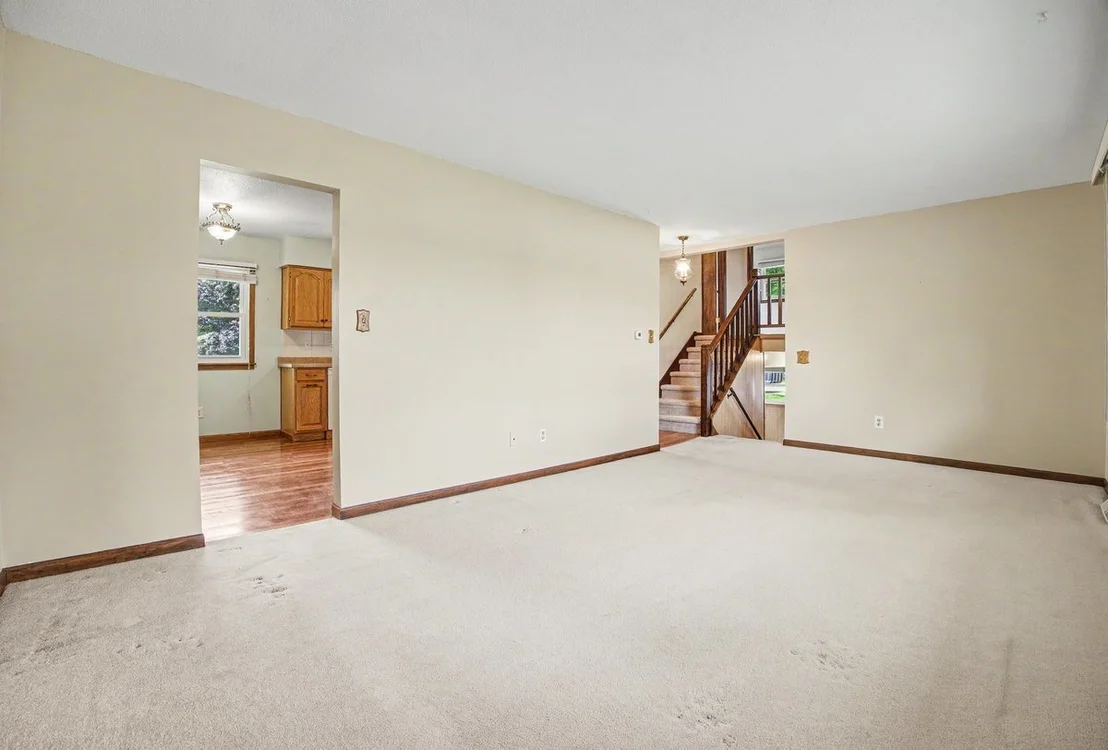Photo of 10 Imperial Drive