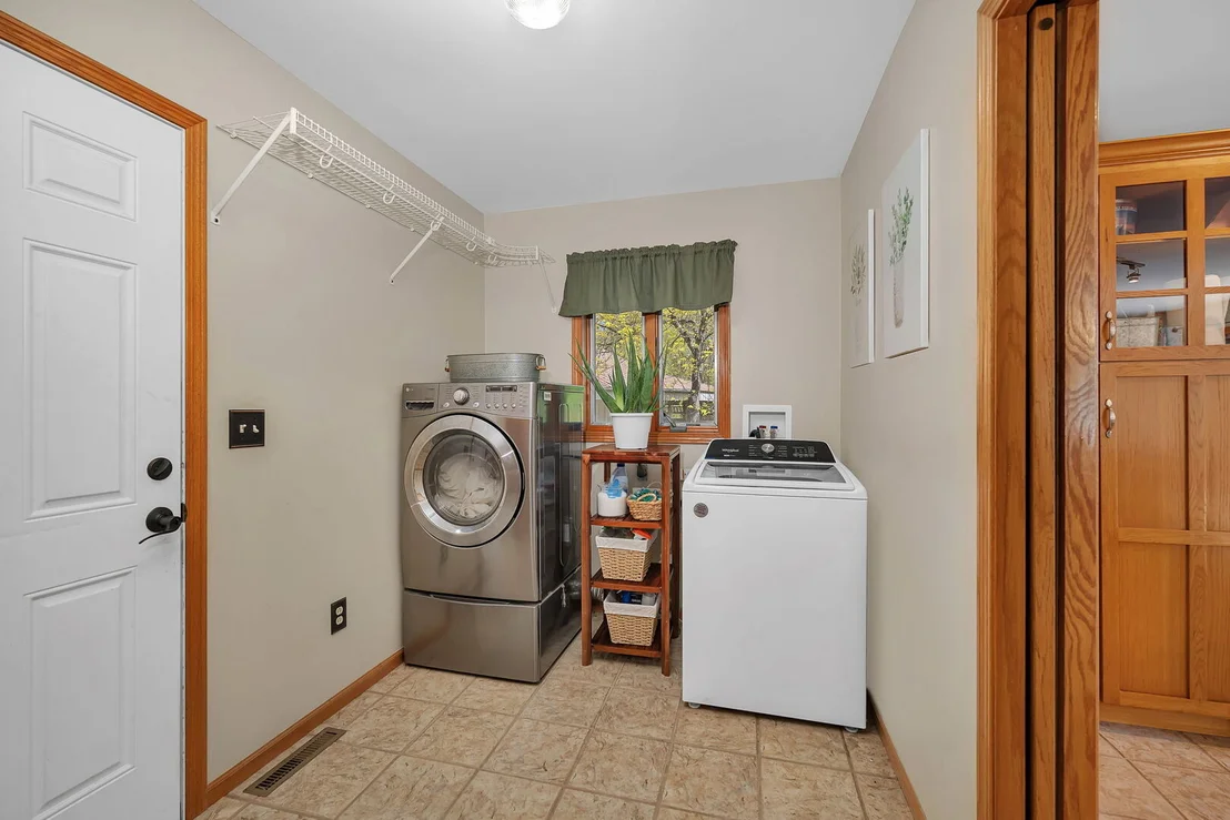 Photo of 4595 Shady Lane