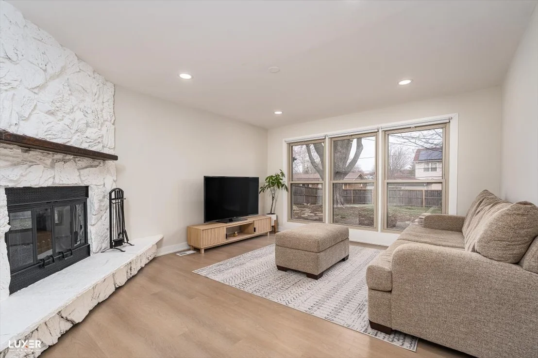 Photo of 600 Baxter Lane
