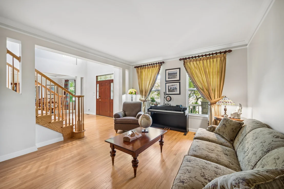 Photo of 1534 Constitution Drive
