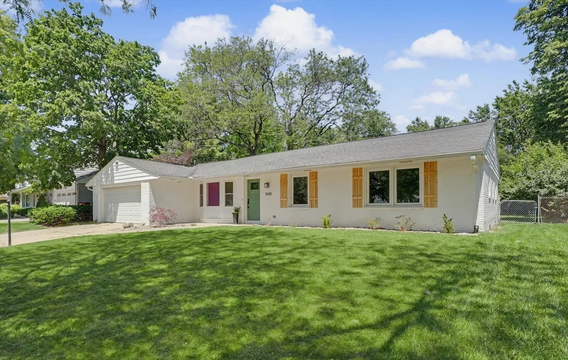 Photo of 1008 Devonshire Drive