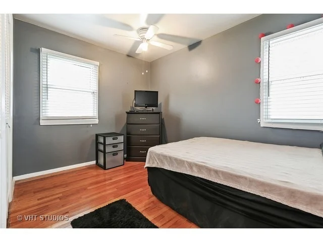 Photo of 877 S Wolf Road