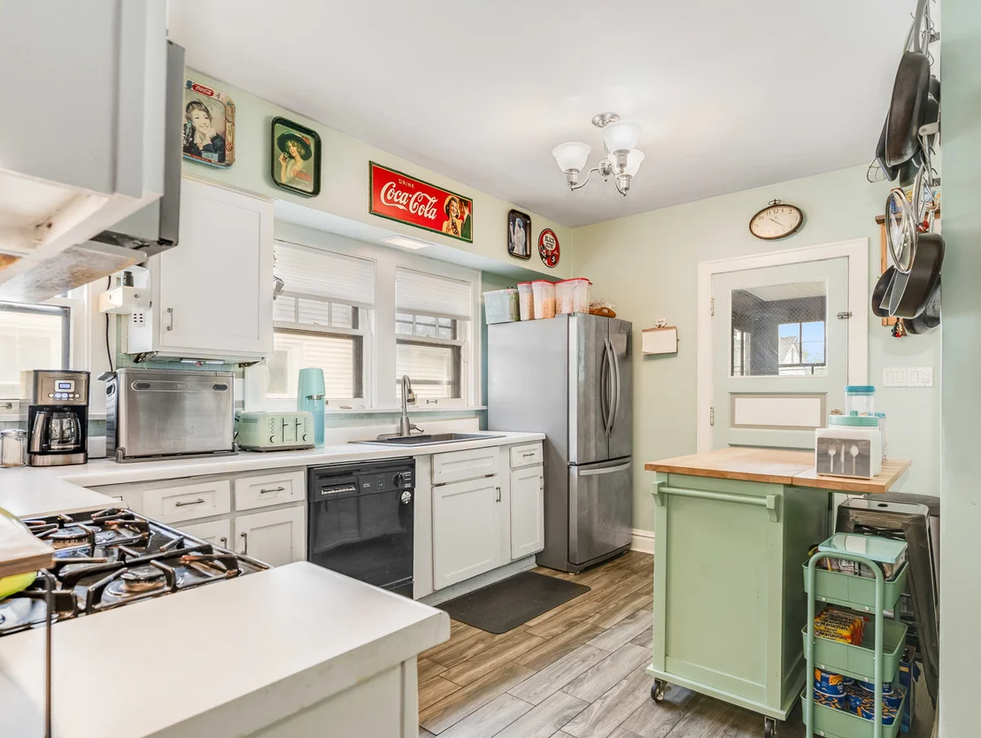 Photo of 225 Pick Avenue