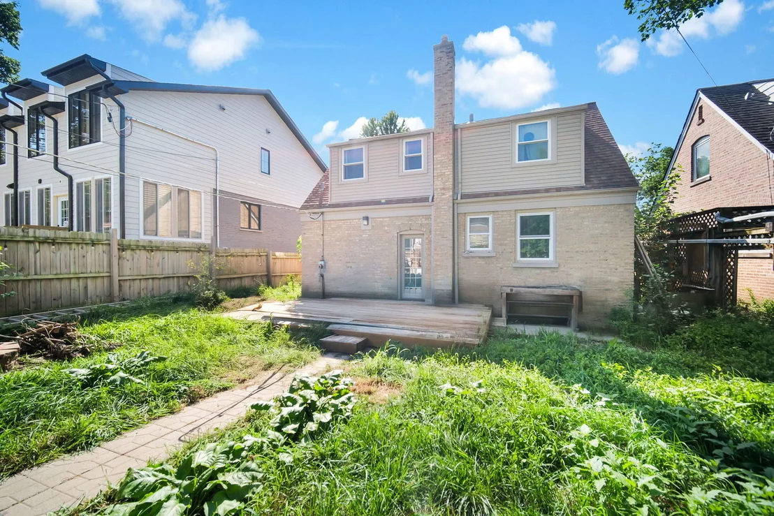Photo of 313 Harlem Avenue