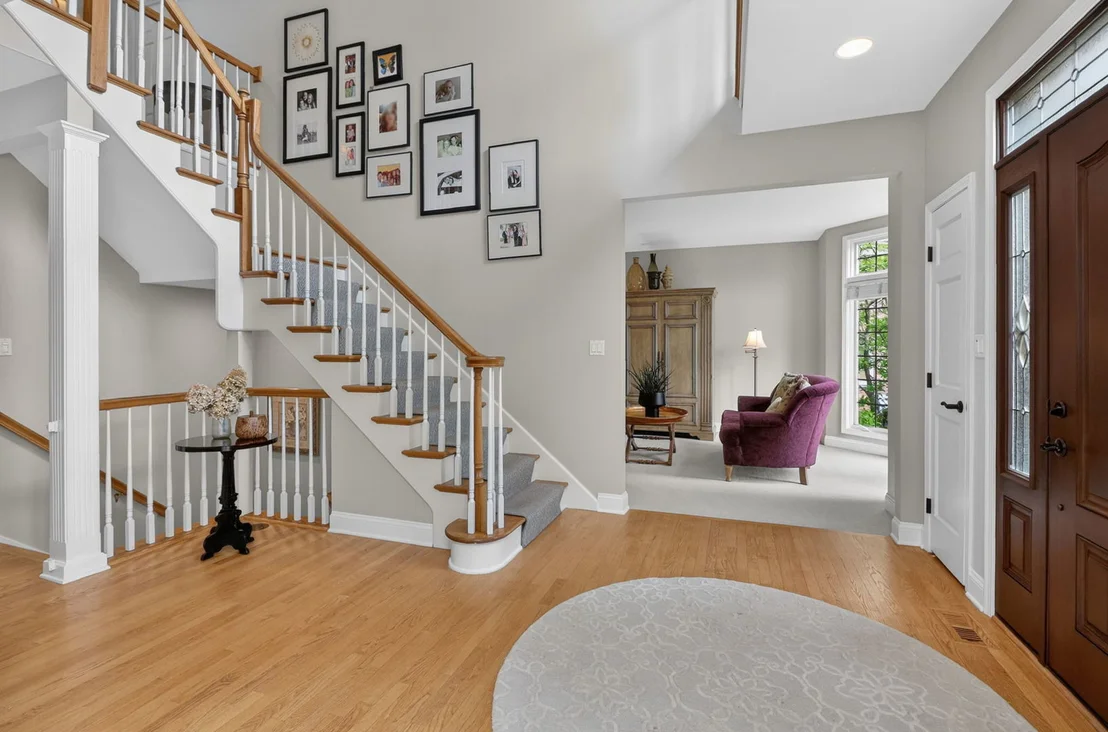 Photo of 1376 Chapman Drive