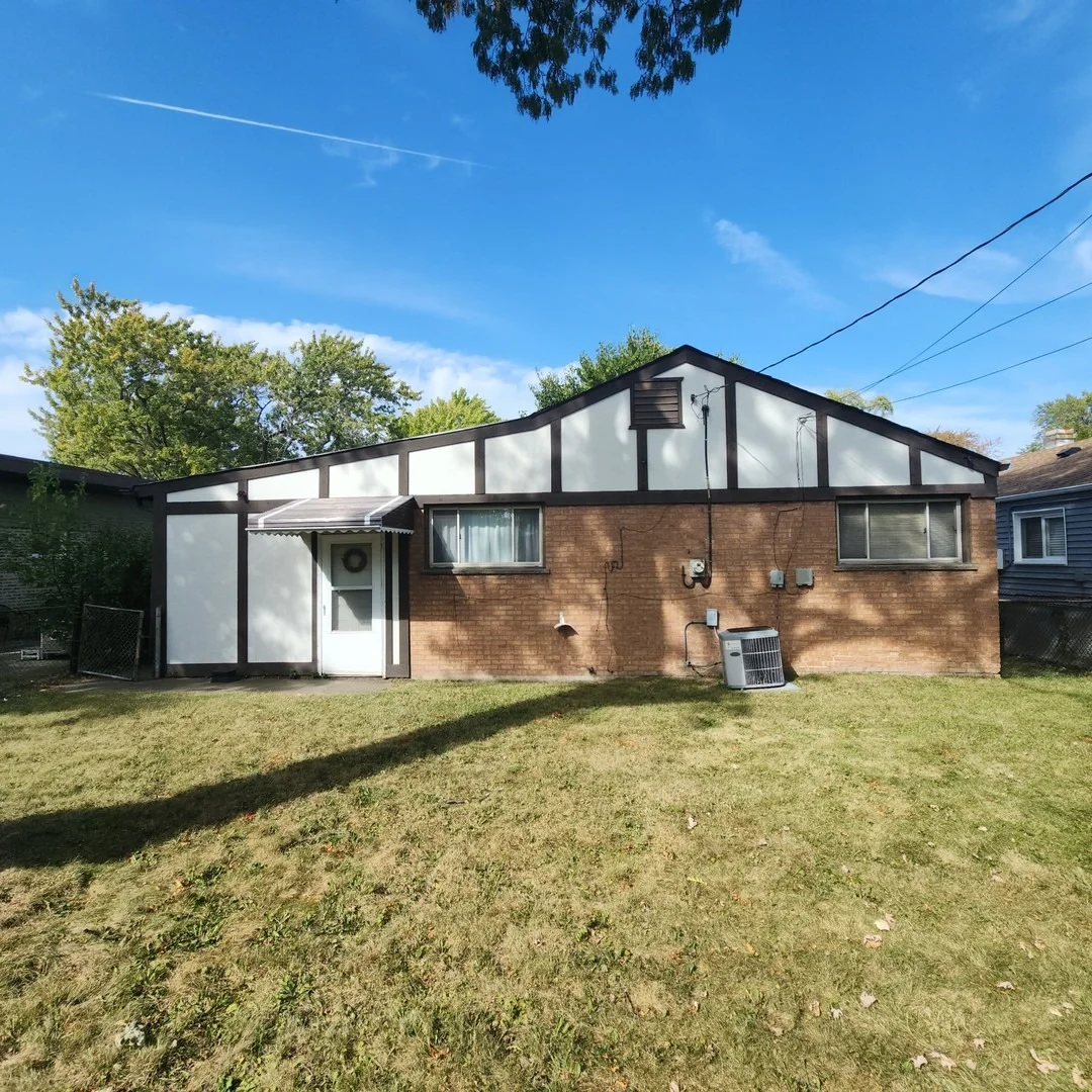 Photo of 4605 W 84th Place