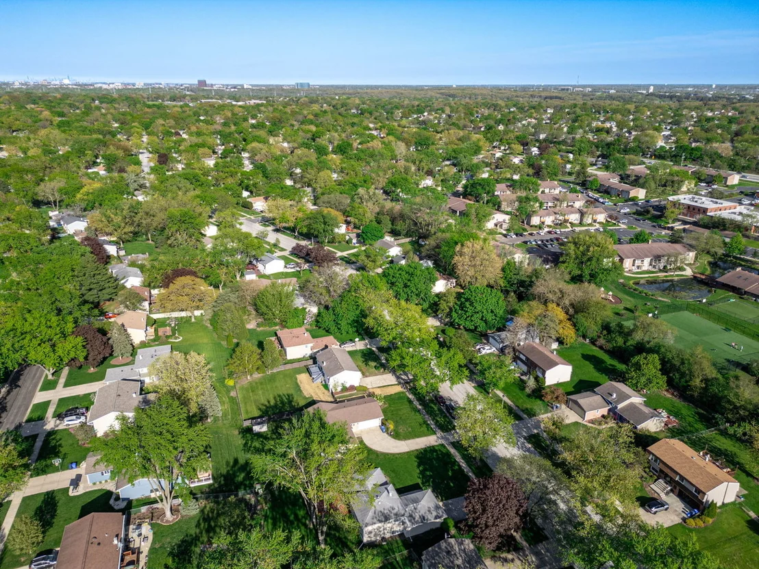 Photo of 1147 Windsor Drive