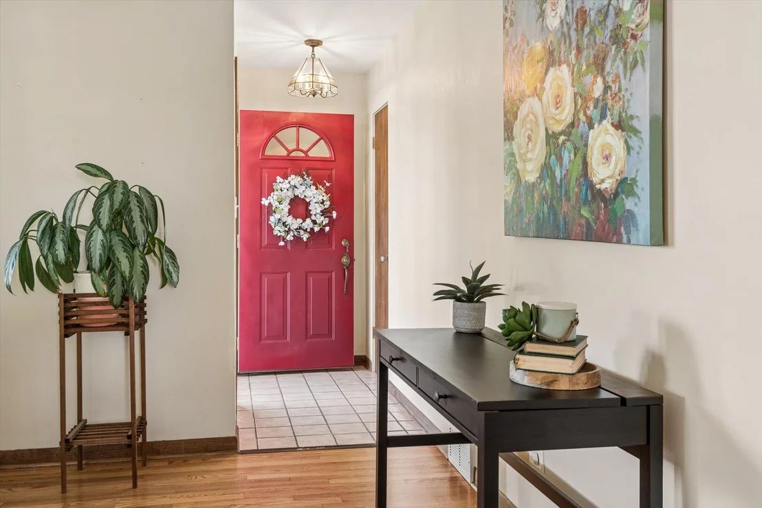 Photo of 5324 Clover Drive