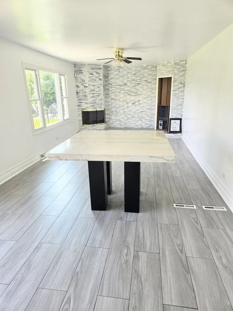 Photo of 221 Windsor Drive