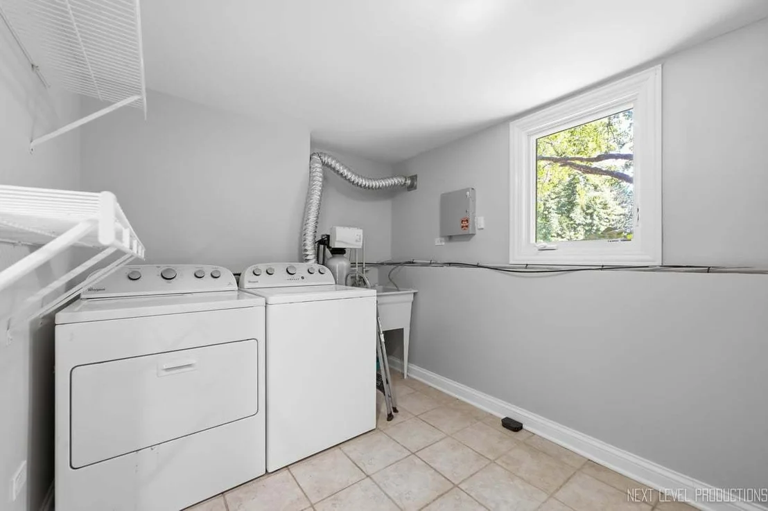Photo of 4N849 White Pine Lane