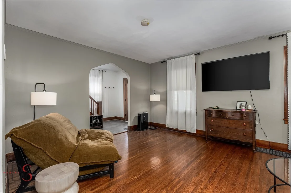 Photo of 130 Riverview Drive