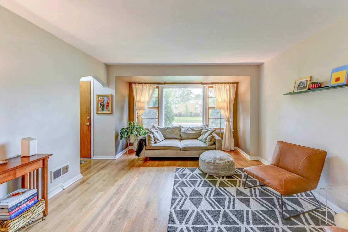 Photo of 1650 Willow Road