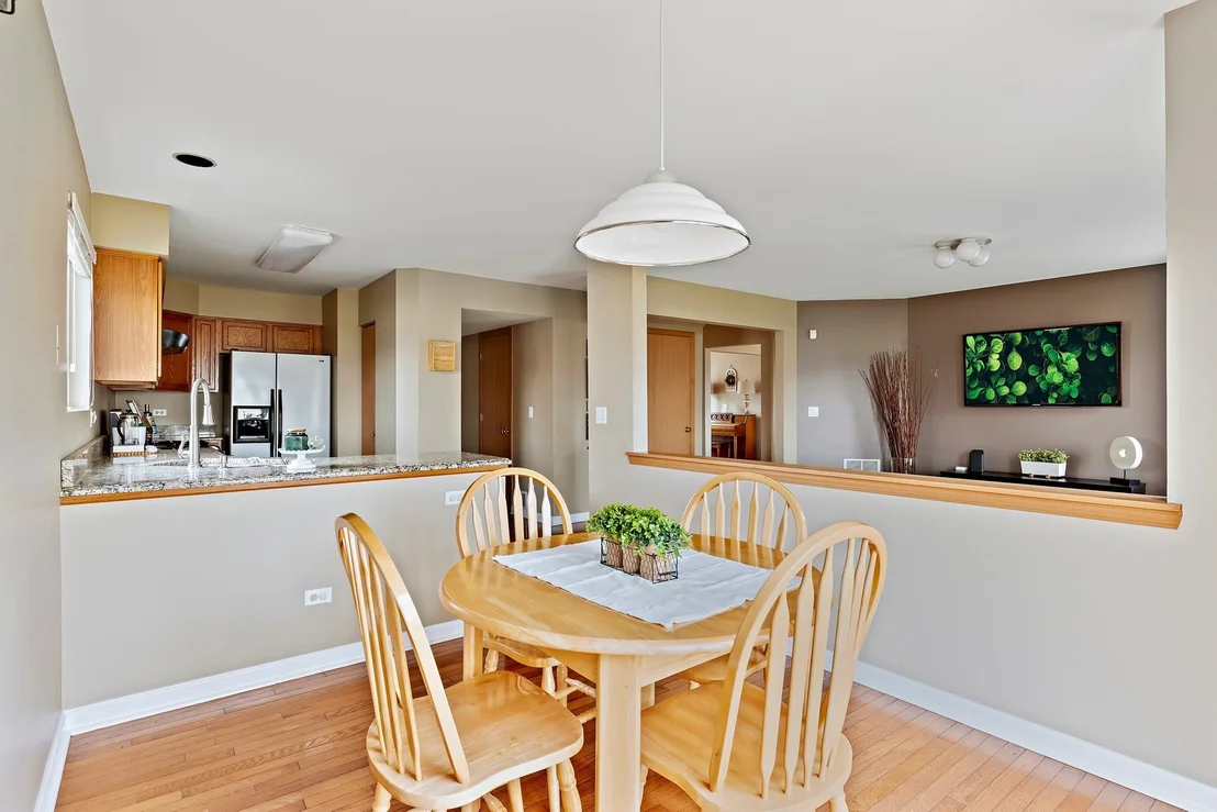 Photo of 907 Mission Boulevard