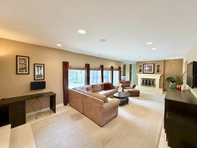 Photo of 11N071 Johnstown Road