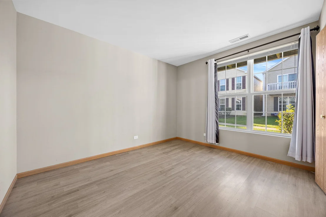 Photo of 674 Four Seasons Boulevard