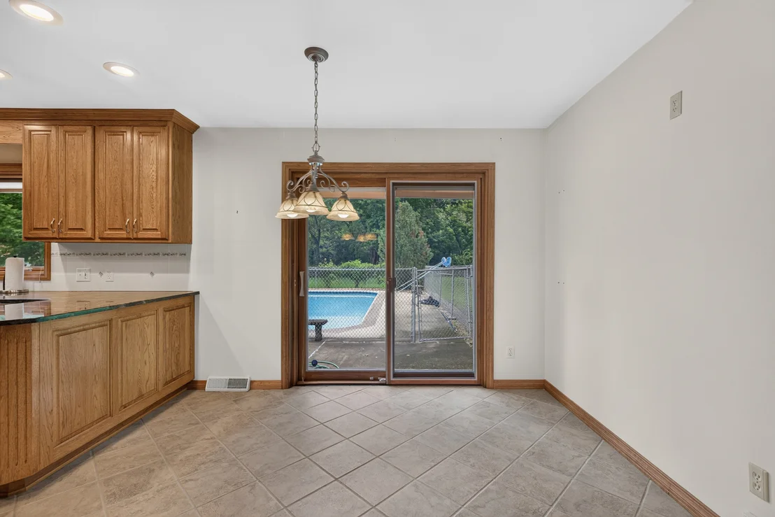 Photo of 5 N Acres Drive