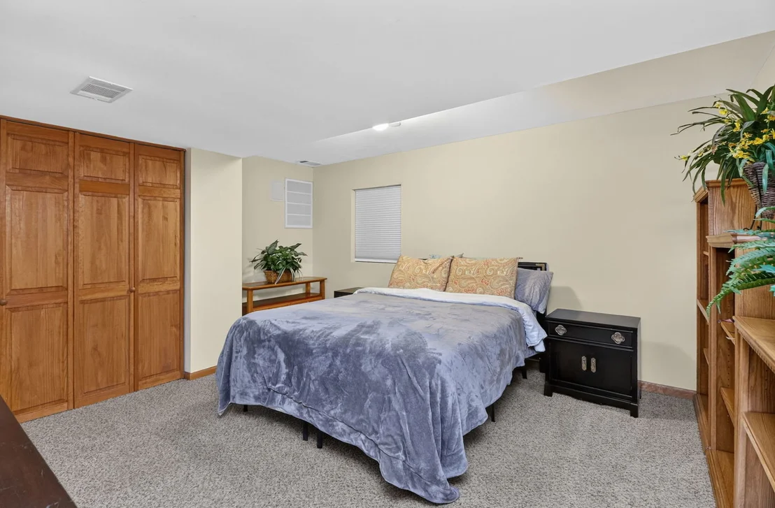Photo of 4322 Bronk Corner