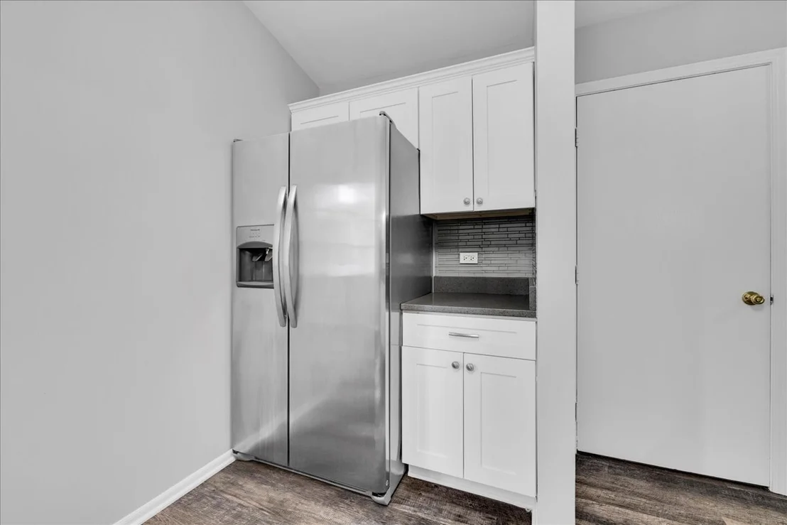 Photo of Unit 0 at 1049 Oswego Road