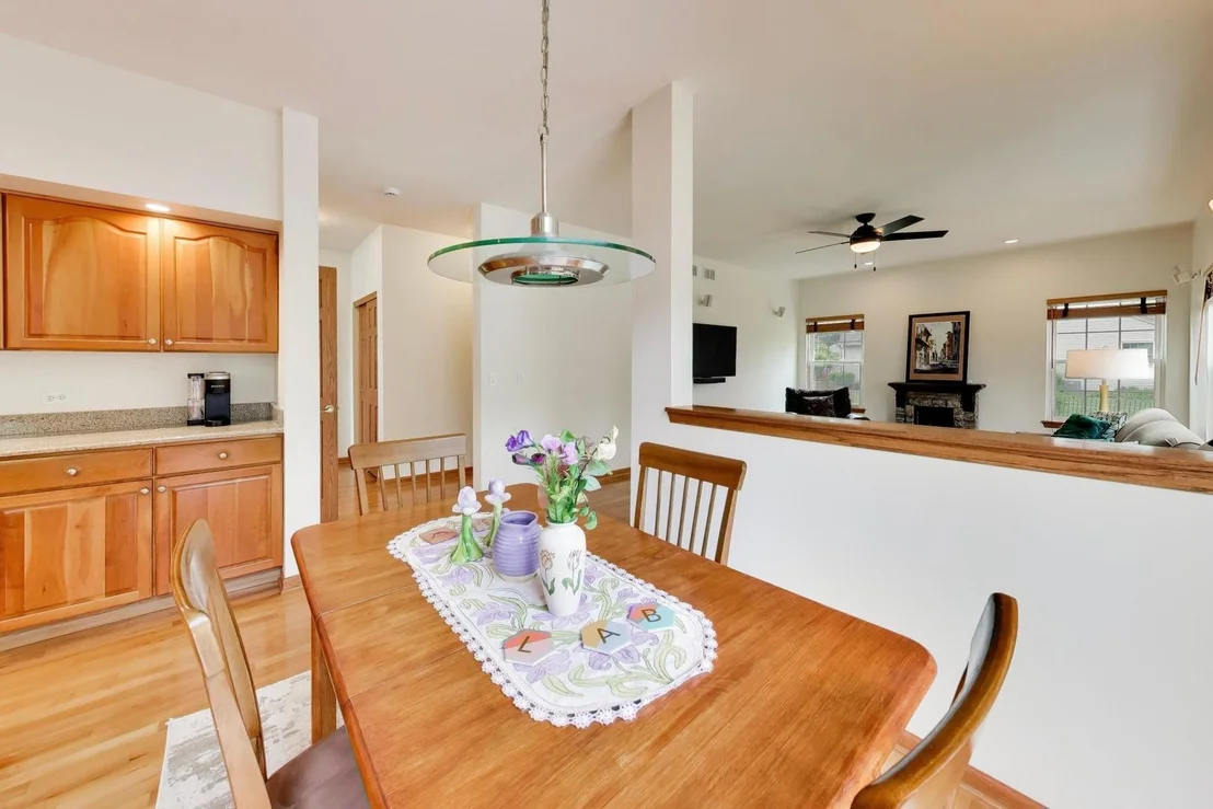 Photo of 435 Oak Grove Circle