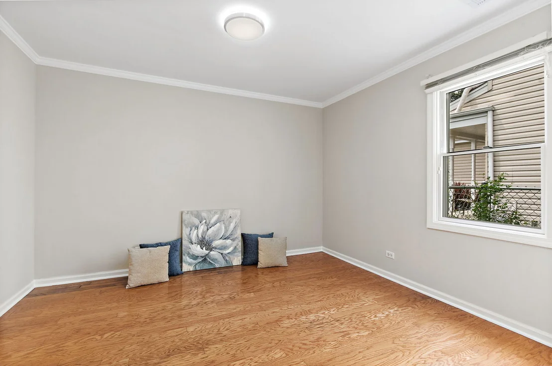 Photo of 1000 Woodside Drive