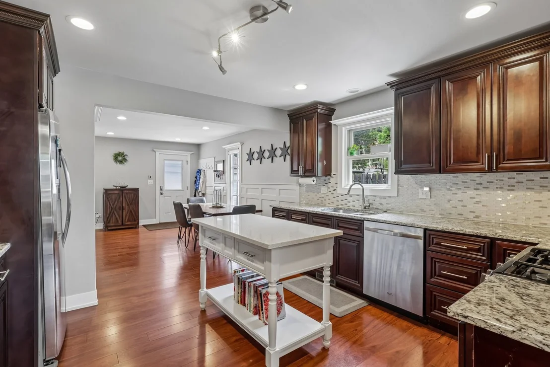 Photo of 2802 Hawk Lane