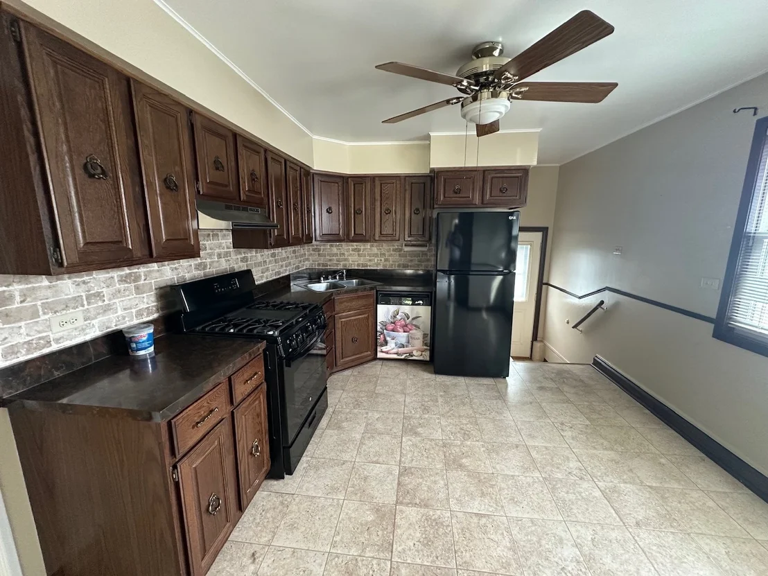 Photo of 2402 Rohlwing Road