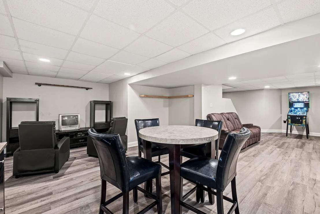 Photo of 8143 Stonegate Drive