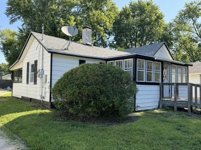 Photo of 204 3RD Street