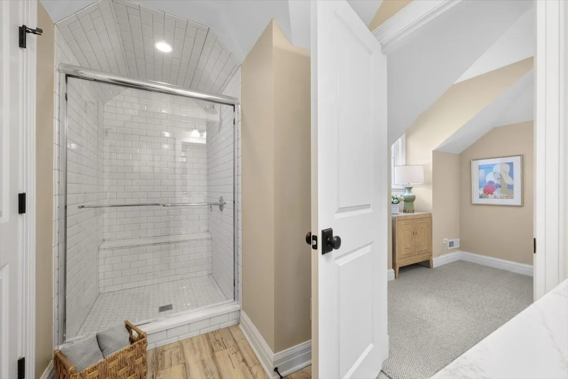Photo of 1482 Edgewood Lane