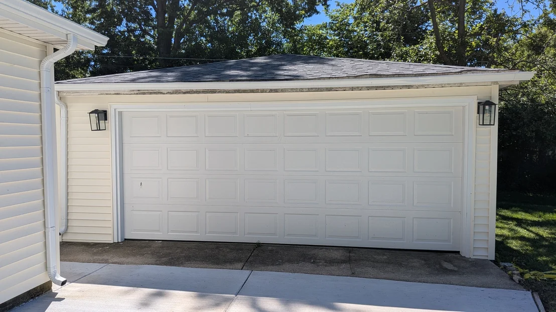 Photo of 527 Sehring Street