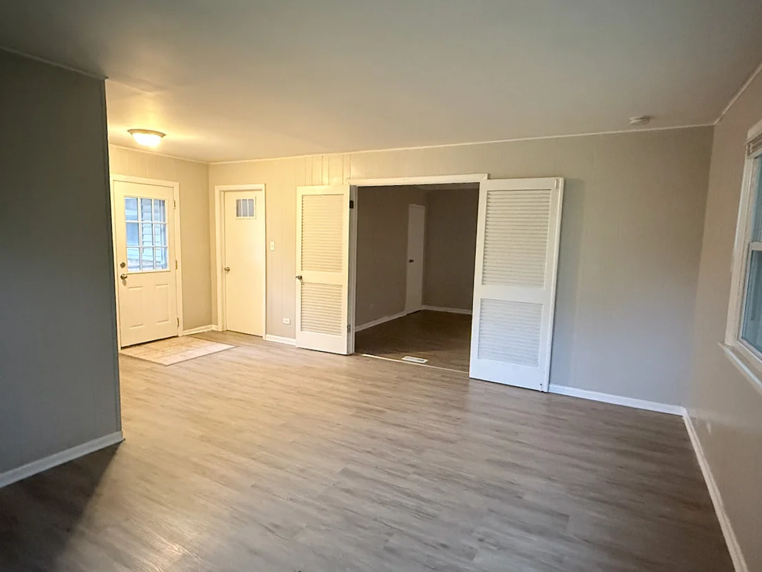 Photo of 338 Waldmann Drive