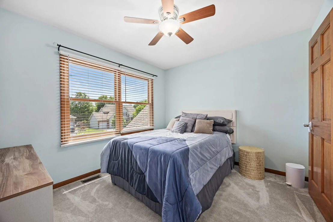 Photo of 452 Windsor Drive