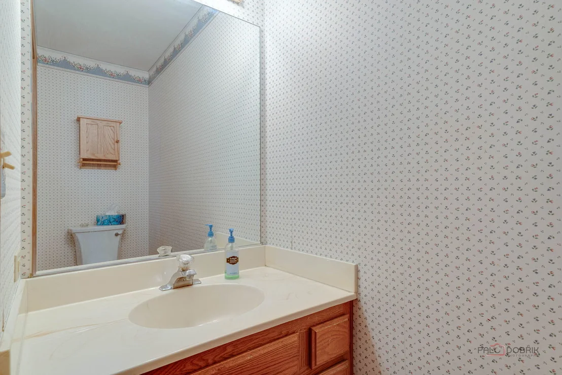 Photo of 705 Royal Glen Drive