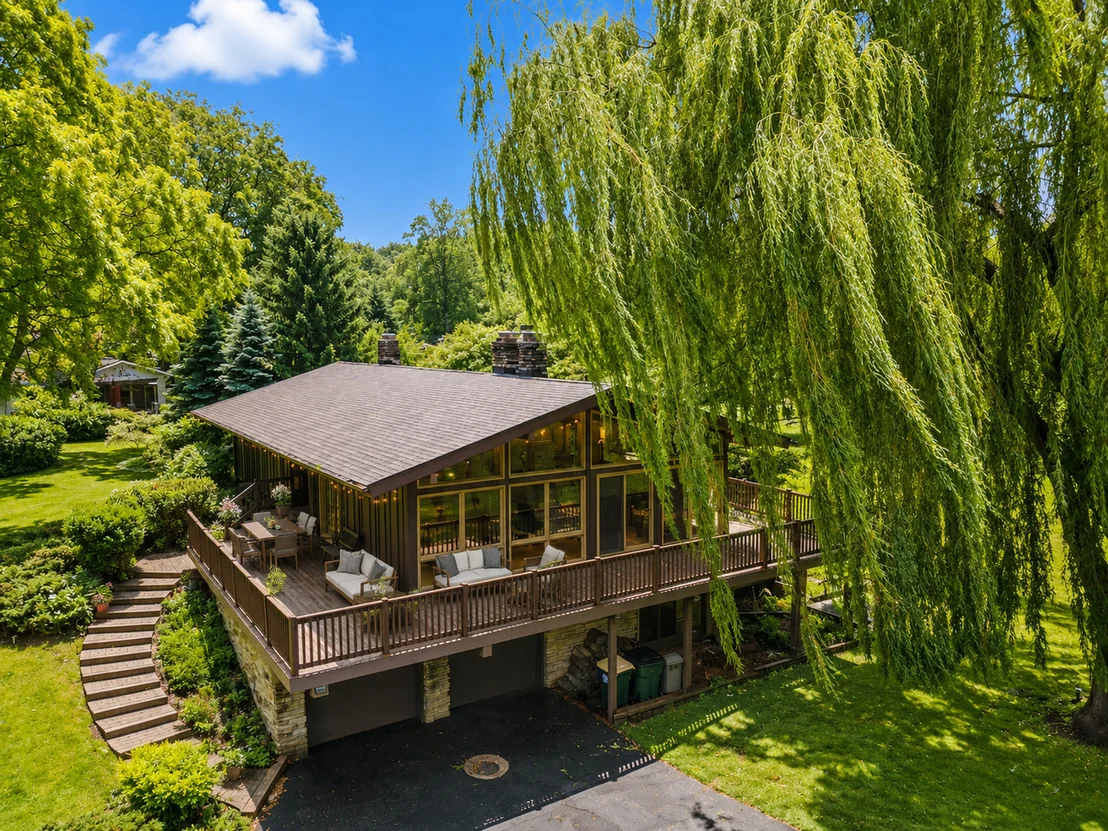 Photo of 2272 N Circle Drive