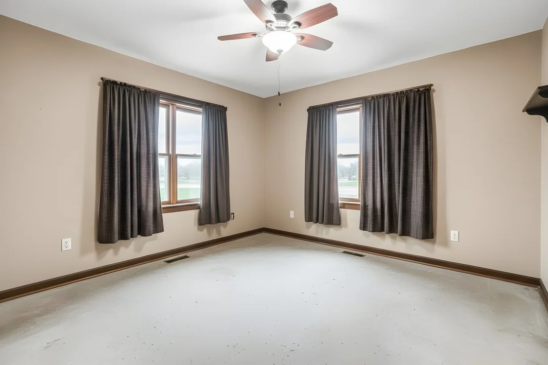 Photo of 1005 W 7th Street