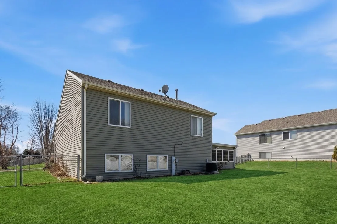 Photo of 3708 Pebble Creek