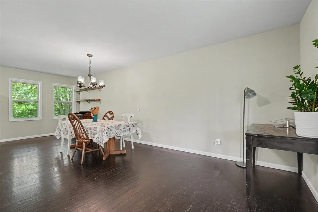 Photo of 7 Shuman Circle