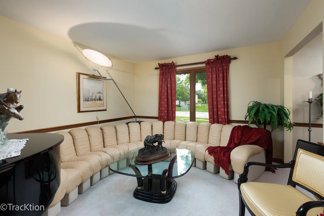 Photo of 1229 W Bauer Road