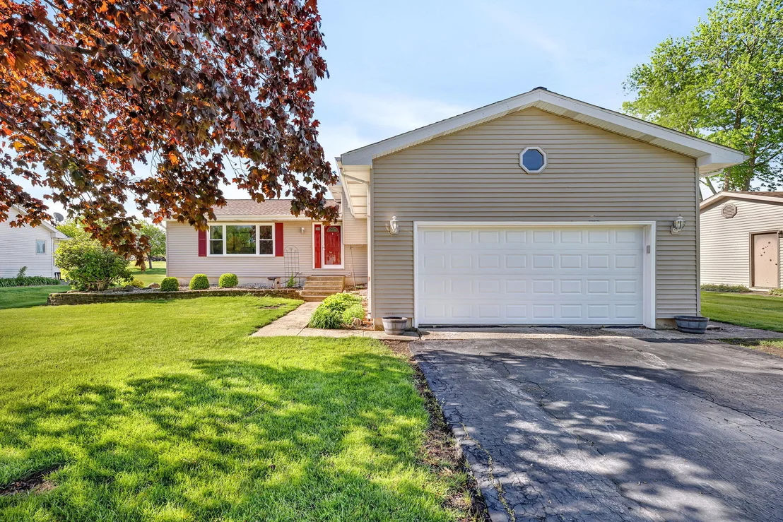 Photo of 2062 W Garden Drive