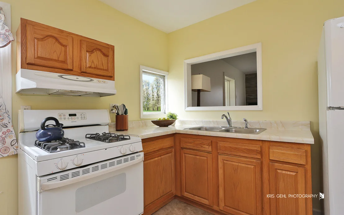 Photo of 35694 N Laurel Avenue