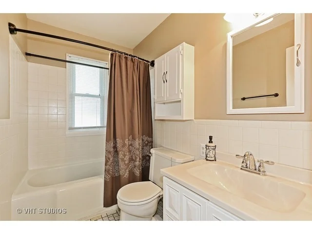 Photo of 877 S Wolf Road