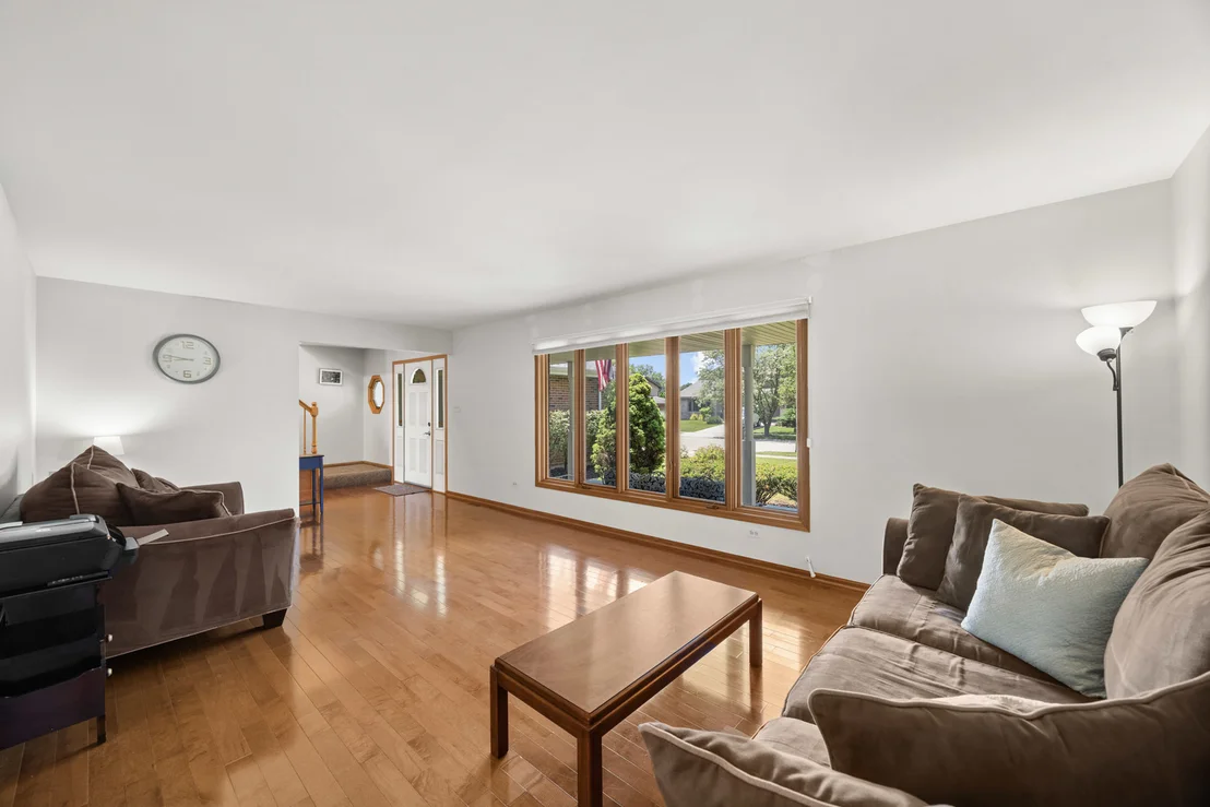 Photo of 800 Lisdowney Drive