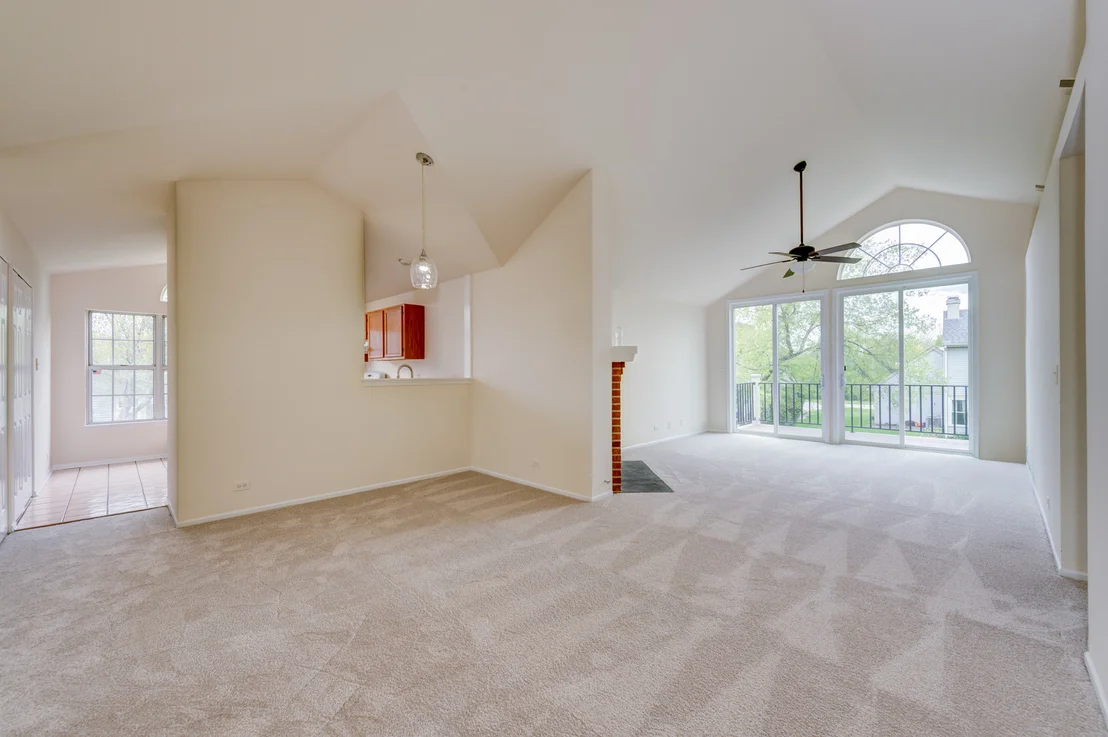 Photo of Unit 2 at 338 Ashford Circle