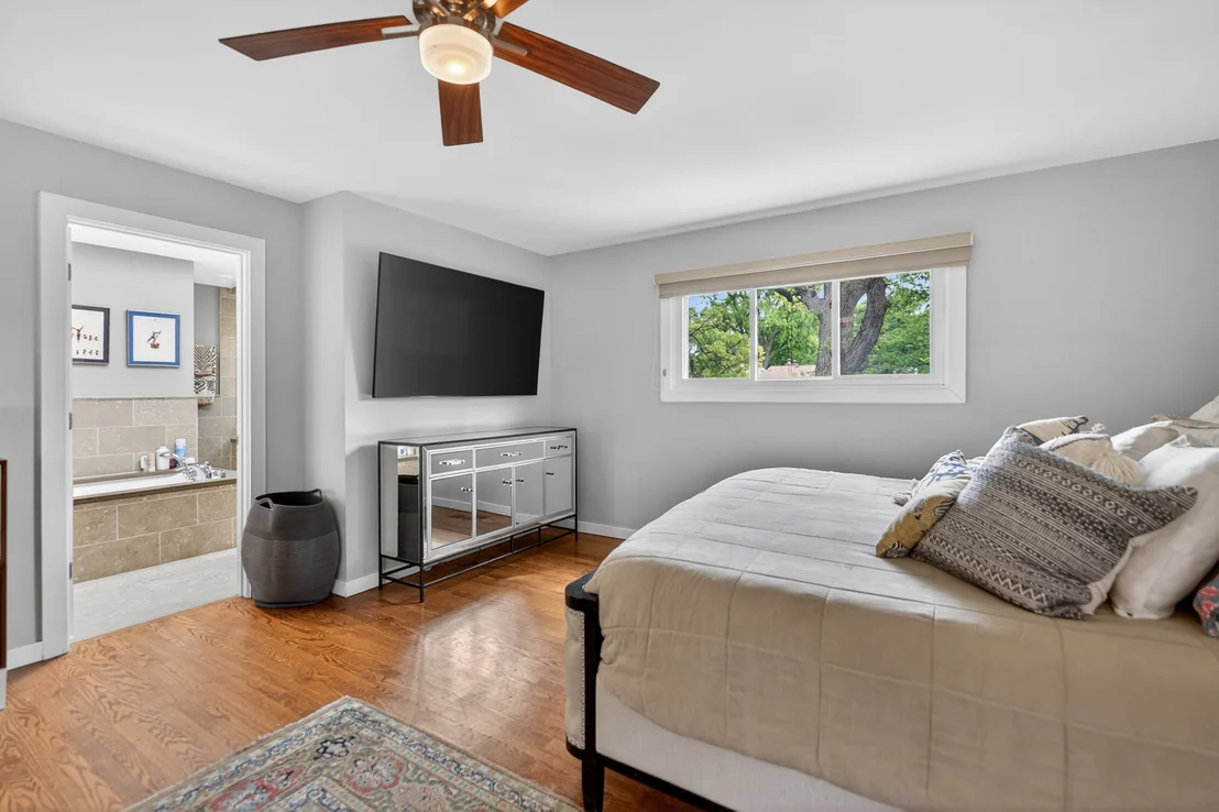 Photo of 923 Park Avenue