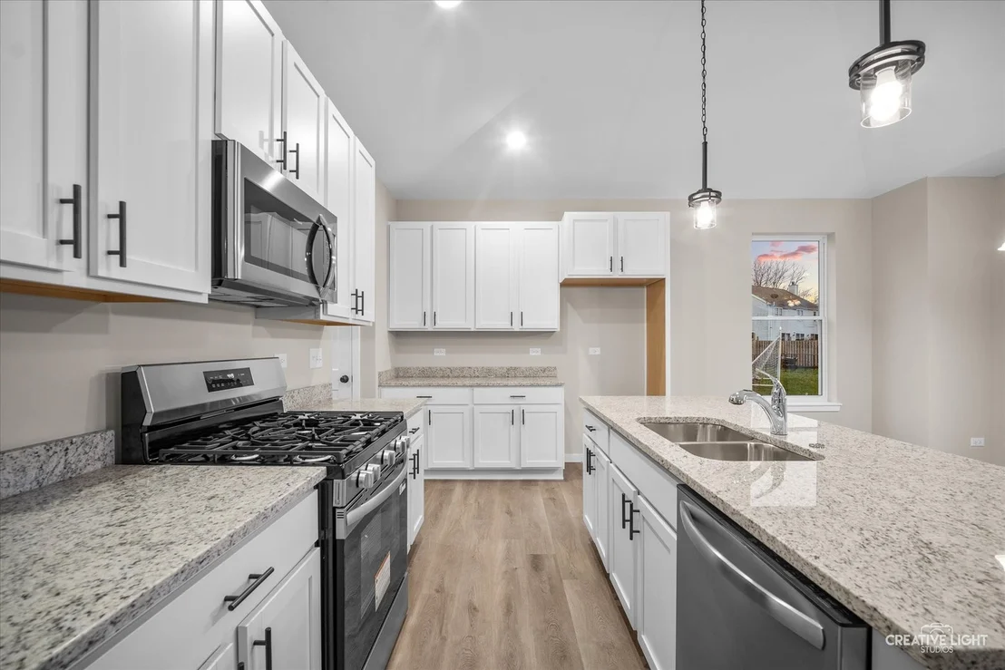Photo of 790 Cascade Drive