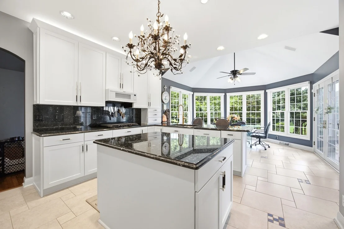 Photo of 2284 Cairnwell Drive